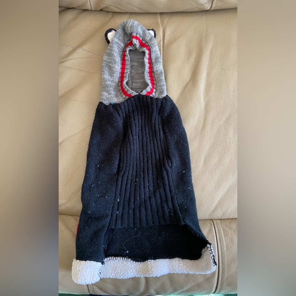 Dog Sweater 🐶 - Picture 2 of 2
